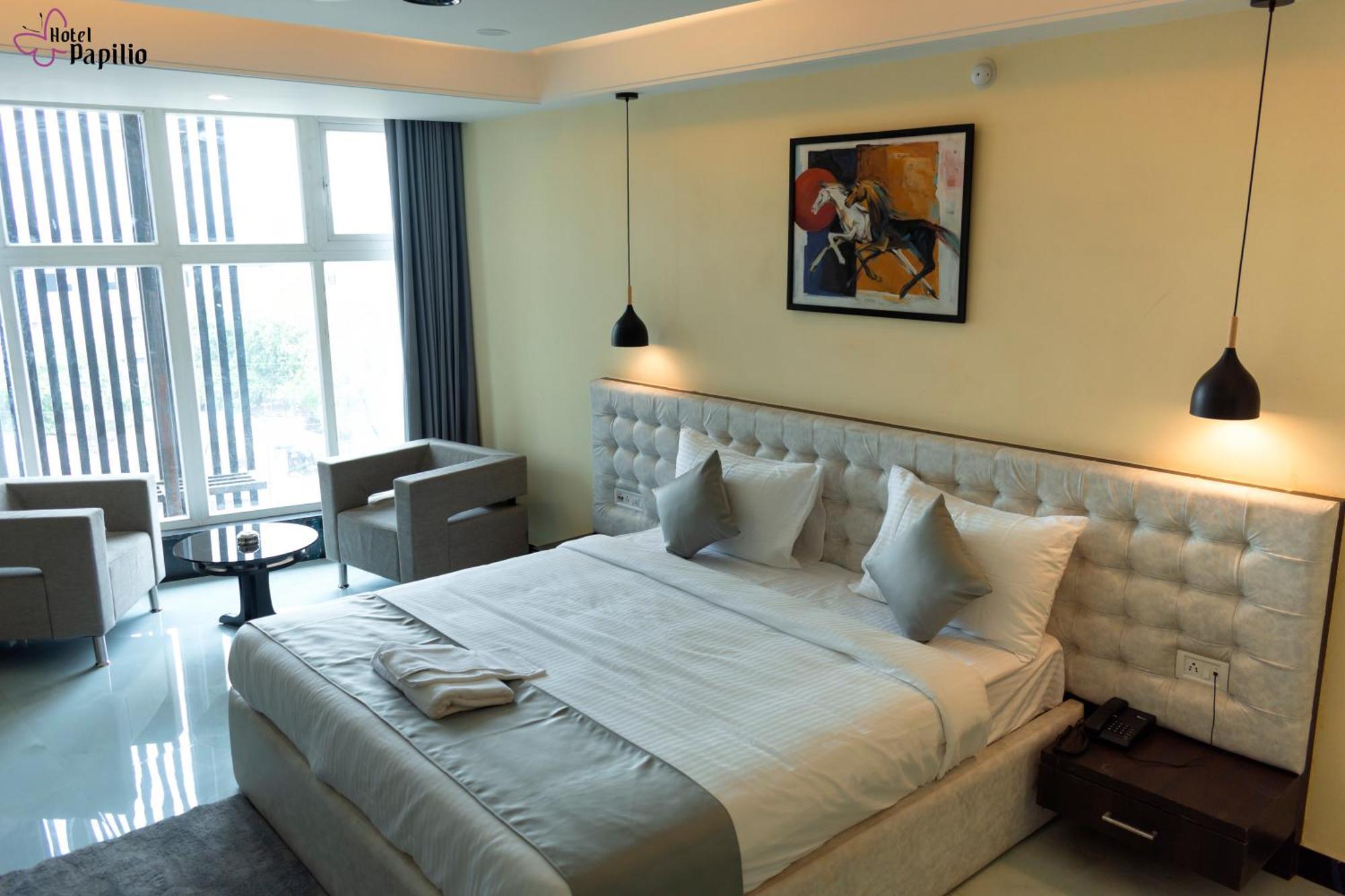 Hotel Papilio Māldah المظهر الخارجي الصورة