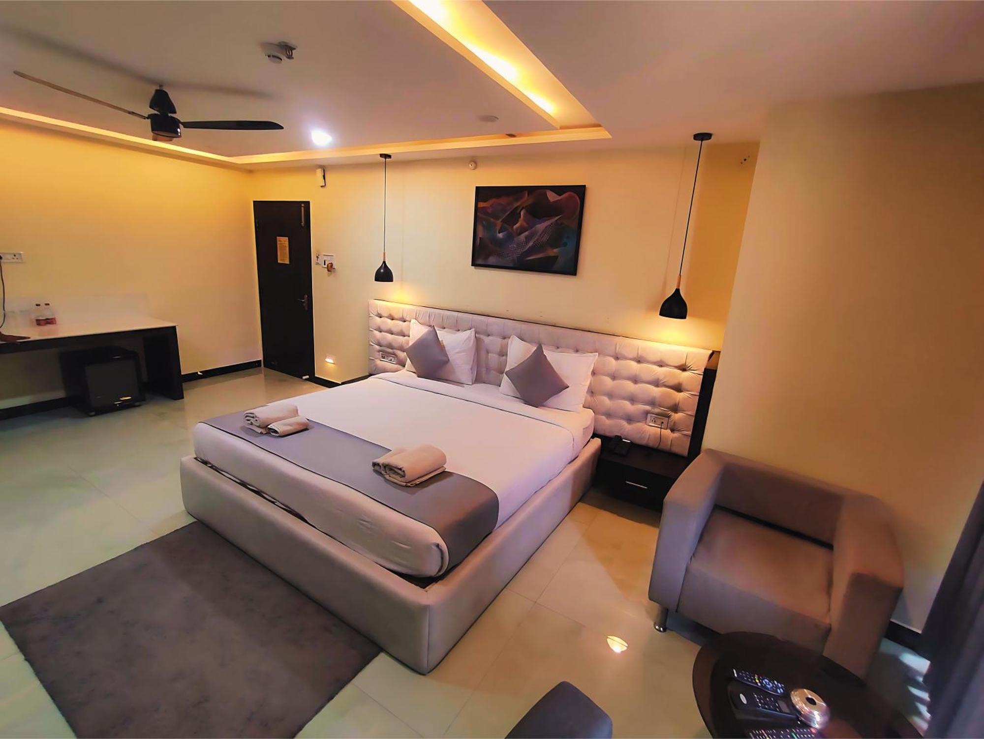 Hotel Papilio Māldah المظهر الخارجي الصورة